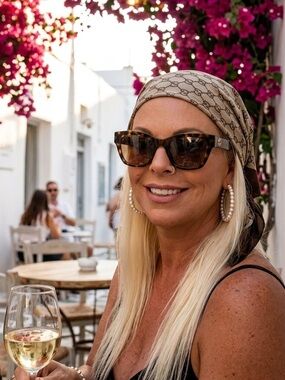 Meet your Posher, Julia